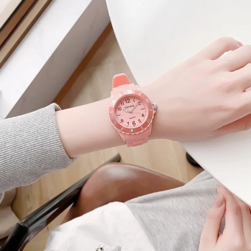 Kids watch girls boys - girls,