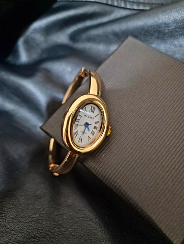 Vintage style women - vintage, women’s